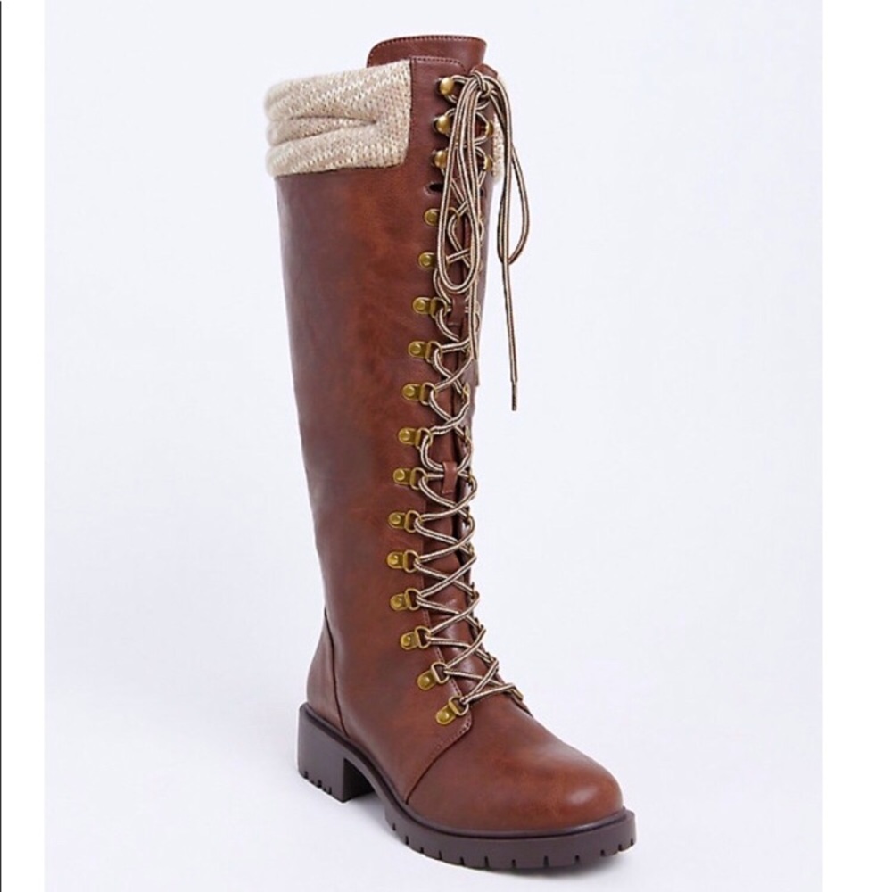 EUC Torrid Tall Lace-Up Boots with Sweater Cuff
